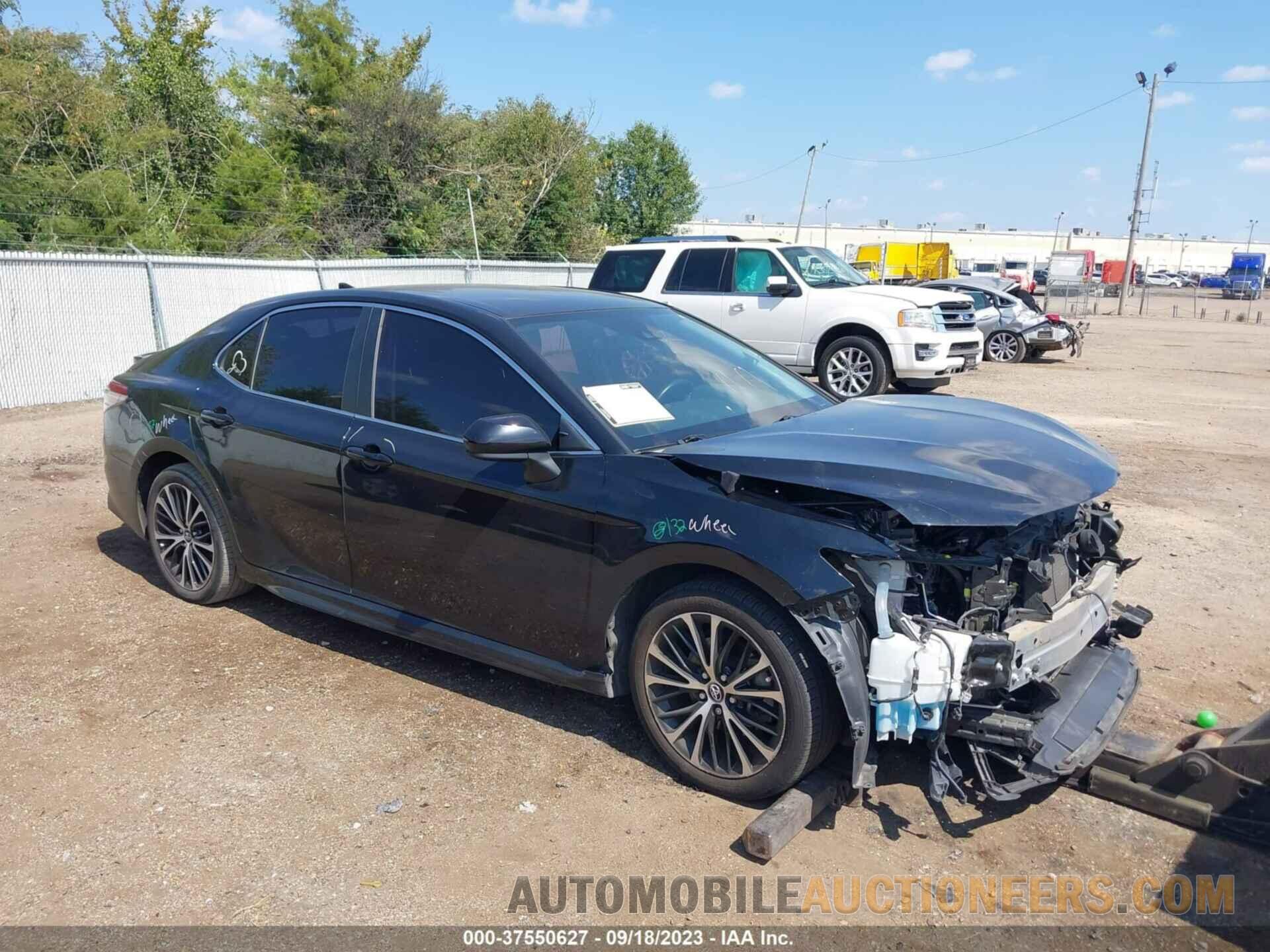 4T1B11HK3KU162424 TOYOTA CAMRY 2019