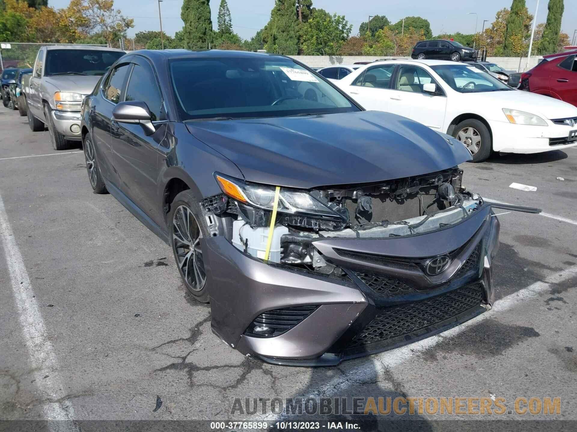 4T1B11HK3KU165484 TOYOTA CAMRY 2019