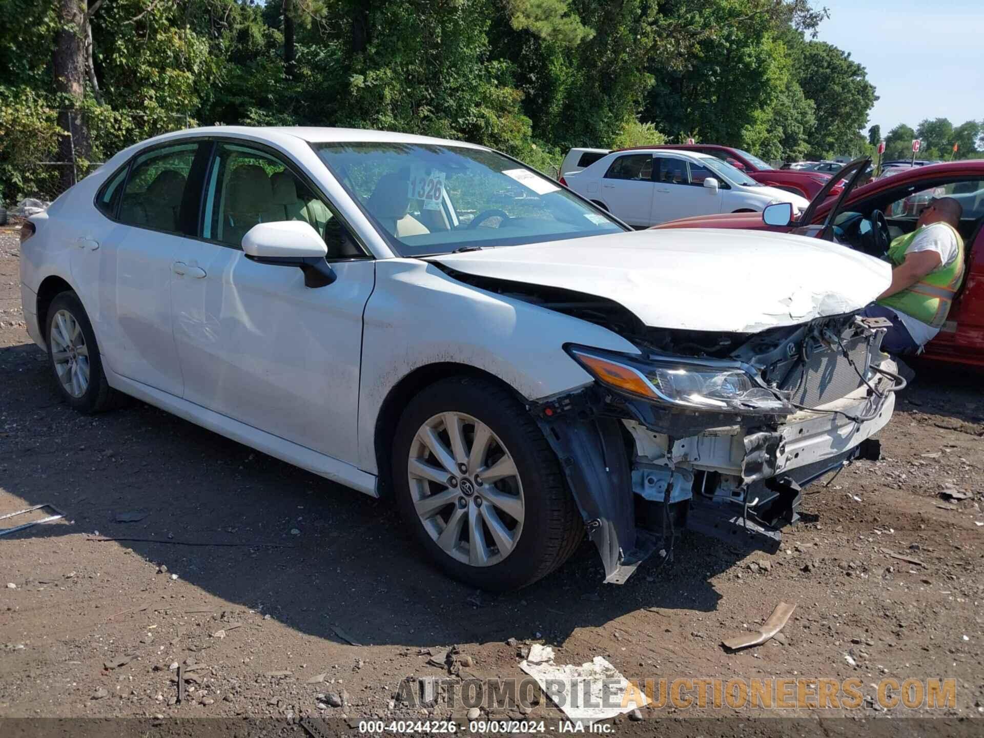 4T1B11HK3KU177229 TOYOTA CAMRY 2019