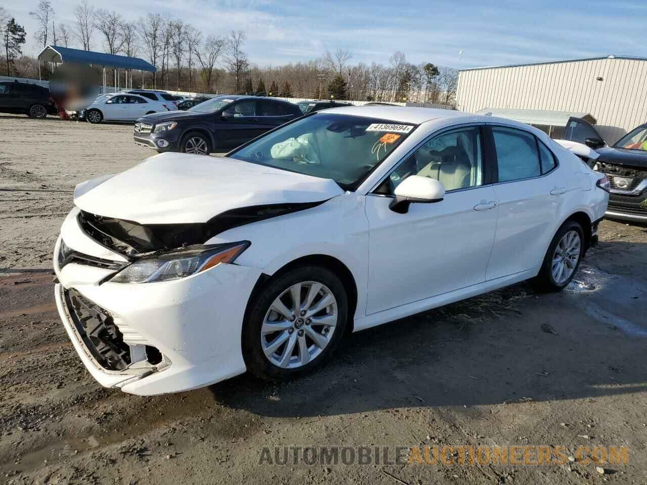 4T1B11HK3KU183984 TOYOTA CAMRY 2019