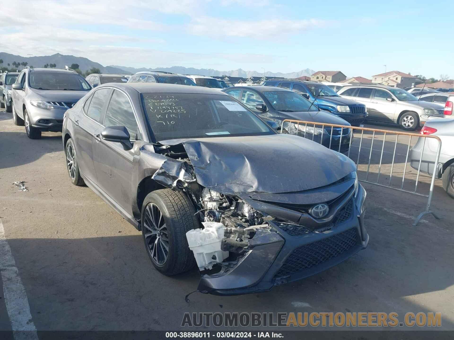 4T1B11HK3KU209225 TOYOTA CAMRY 2019