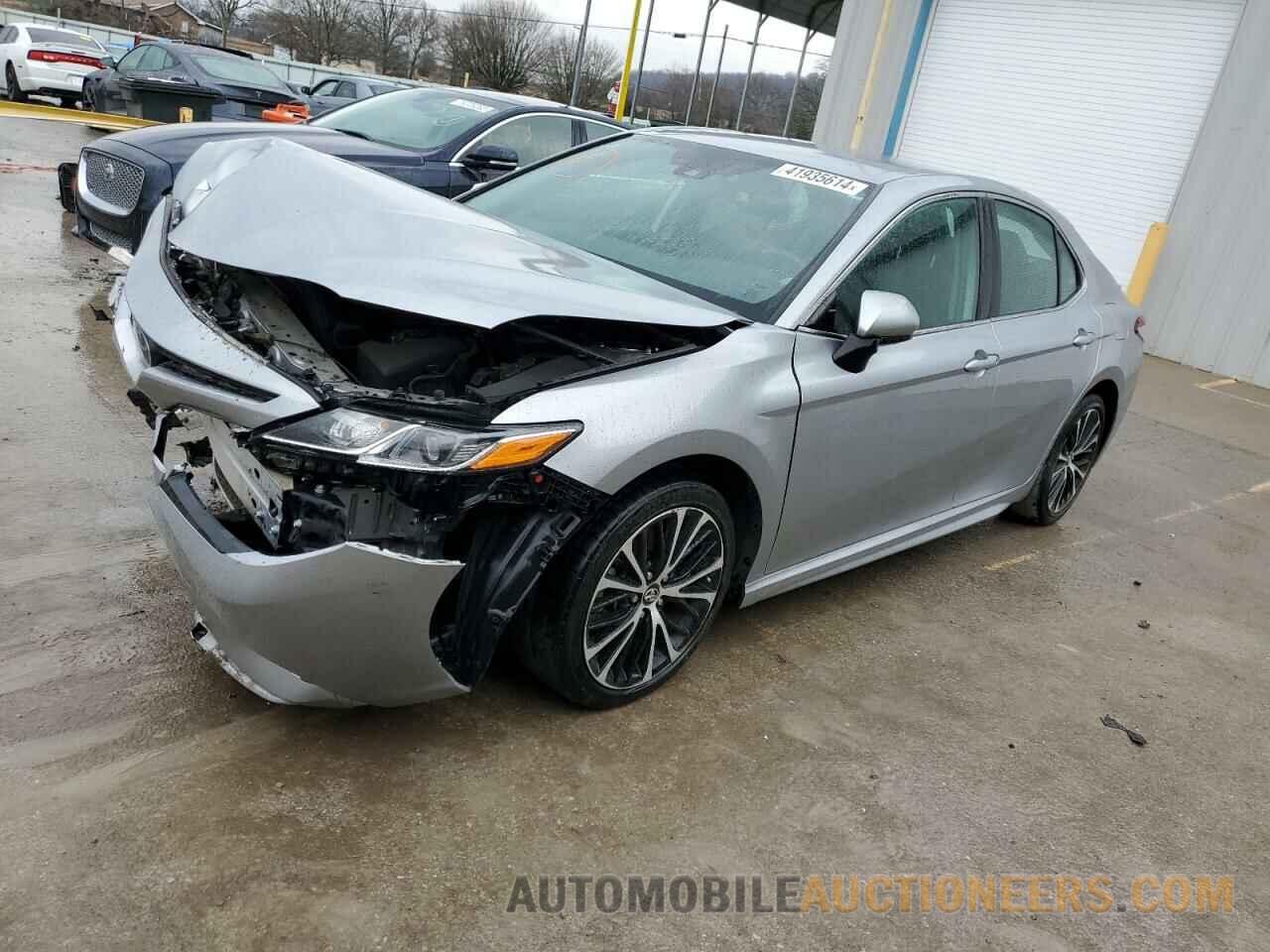 4T1B11HK3KU210102 TOYOTA CAMRY 2019