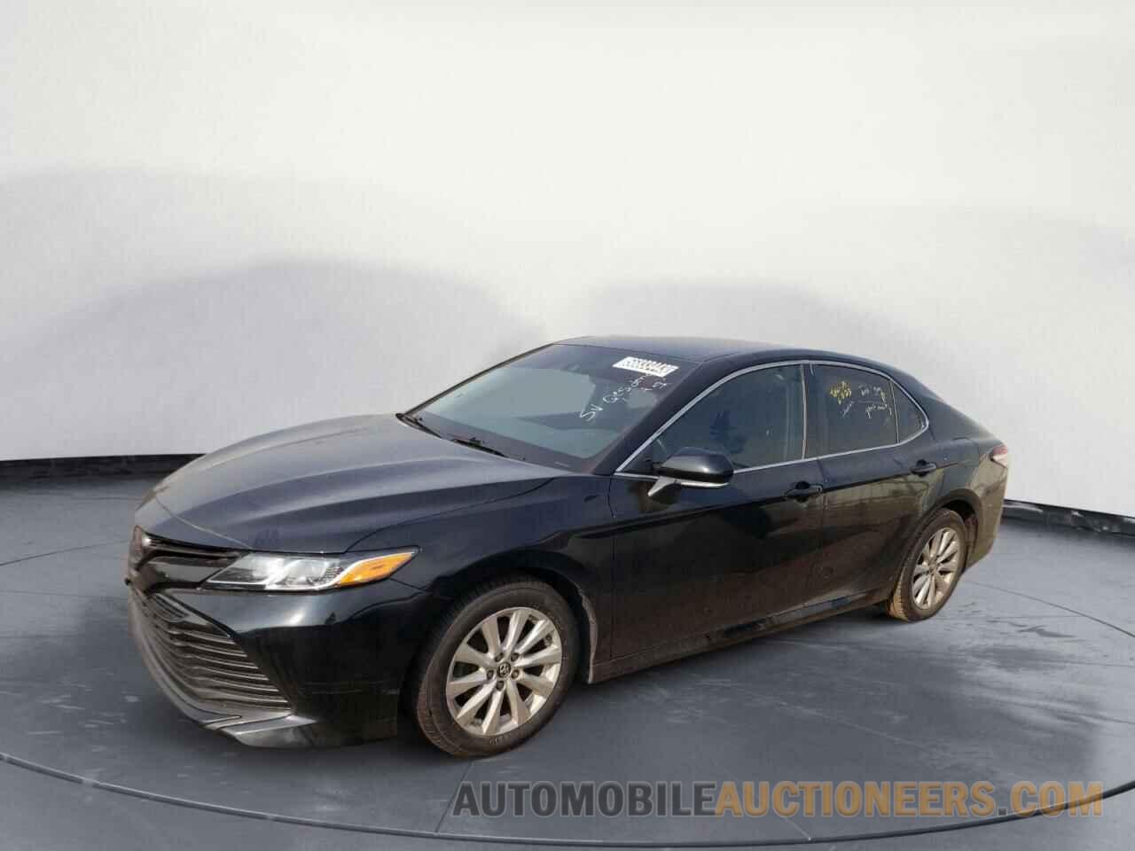 4T1B11HK3KU211637 TOYOTA CAMRY 2019