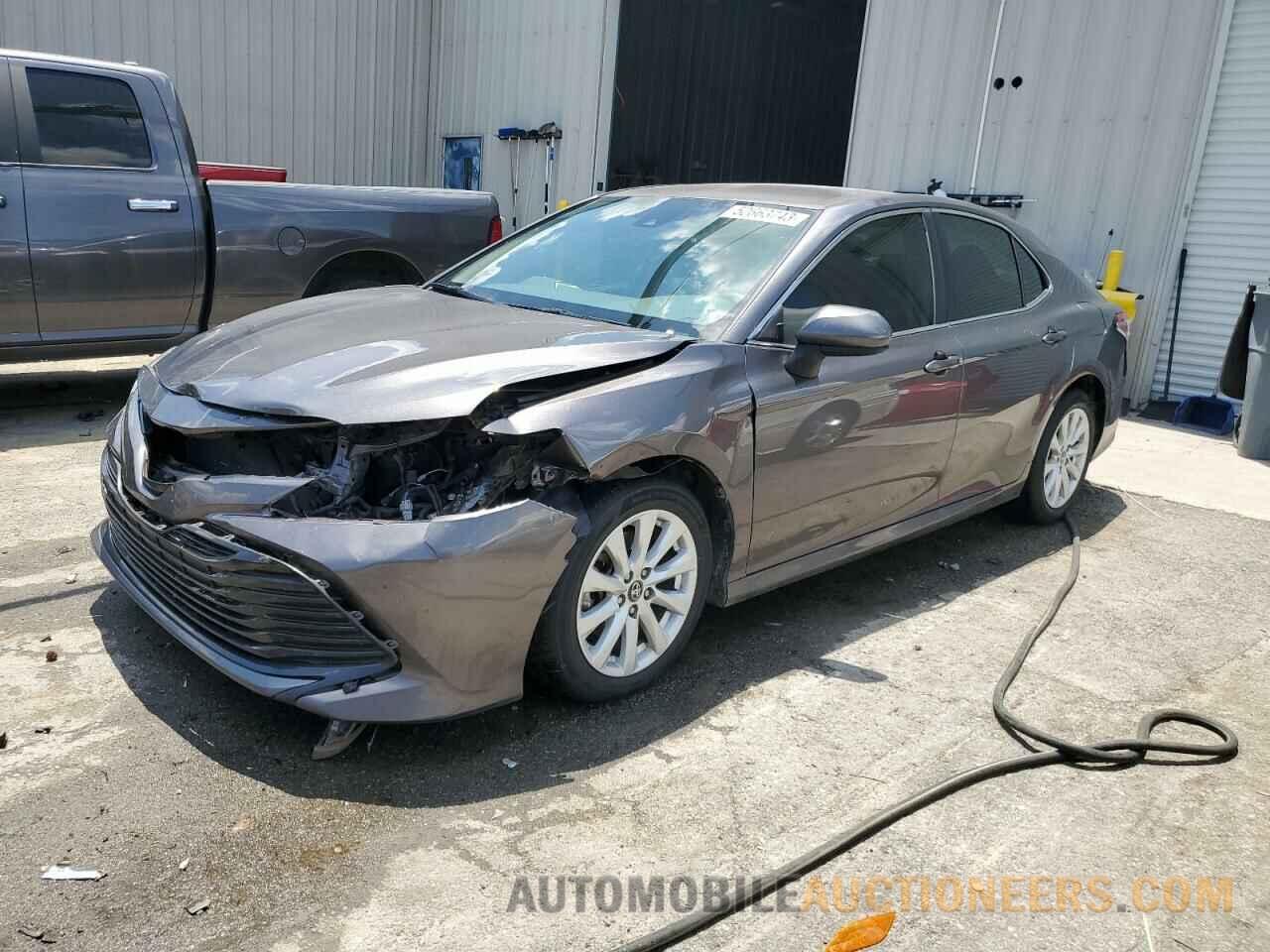 4T1B11HK3KU225909 TOYOTA CAMRY 2019