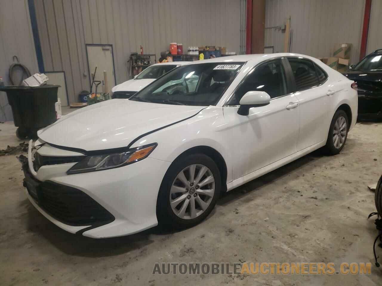 4T1B11HK3KU228227 TOYOTA CAMRY 2019