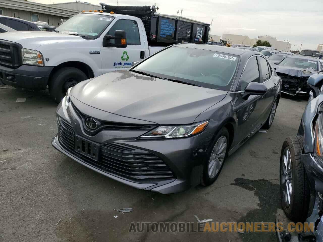 4T1B11HK3KU237445 TOYOTA CAMRY 2019