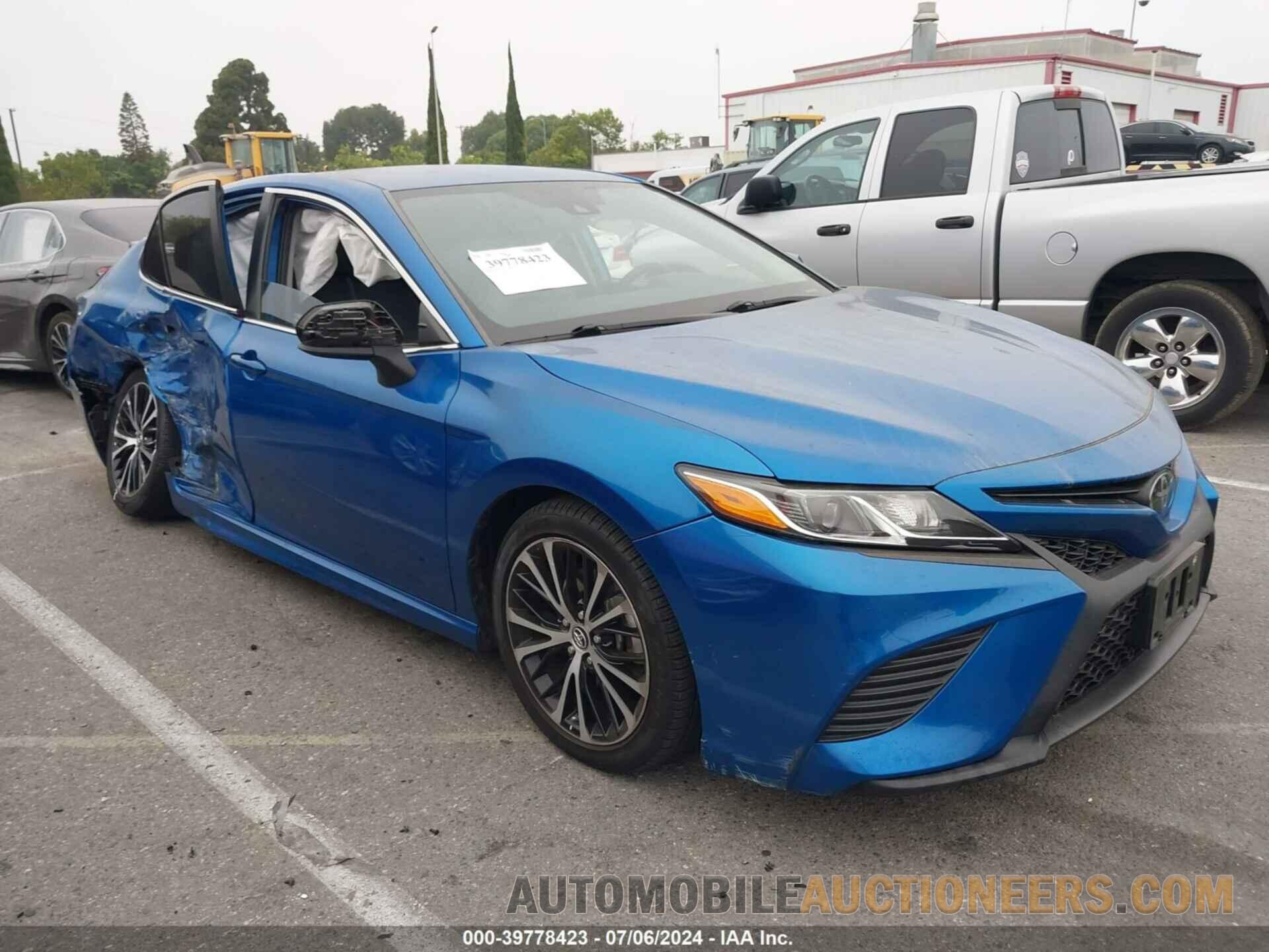 4T1B11HK3KU241589 TOYOTA CAMRY 2019