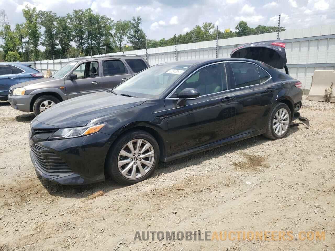 4T1B11HK3KU251555 TOYOTA CAMRY 2019