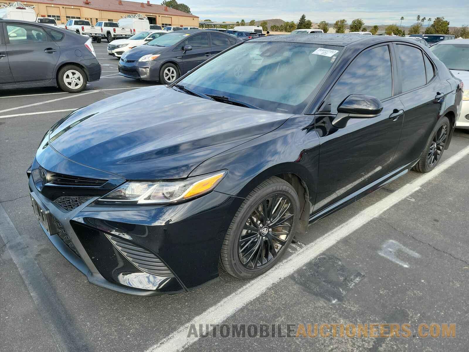 4T1B11HK3KU251765 Toyota Camry 2019