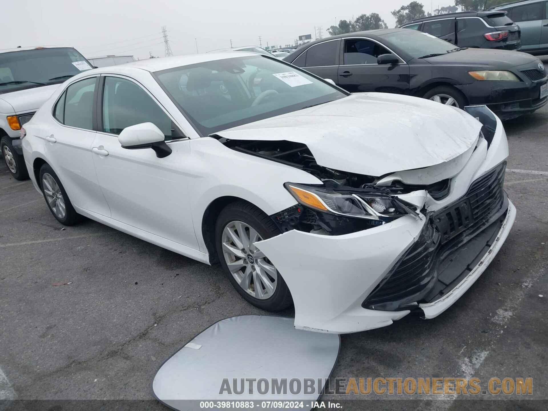 4T1B11HK3KU255251 TOYOTA CAMRY 2019