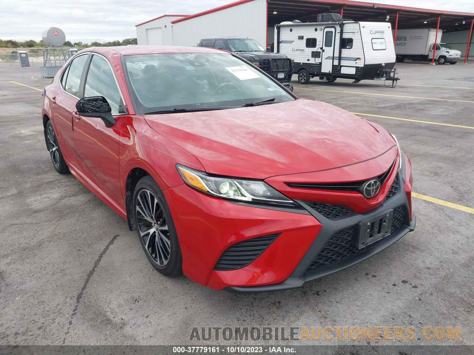 4T1B11HK3KU256318 TOYOTA CAMRY 2019