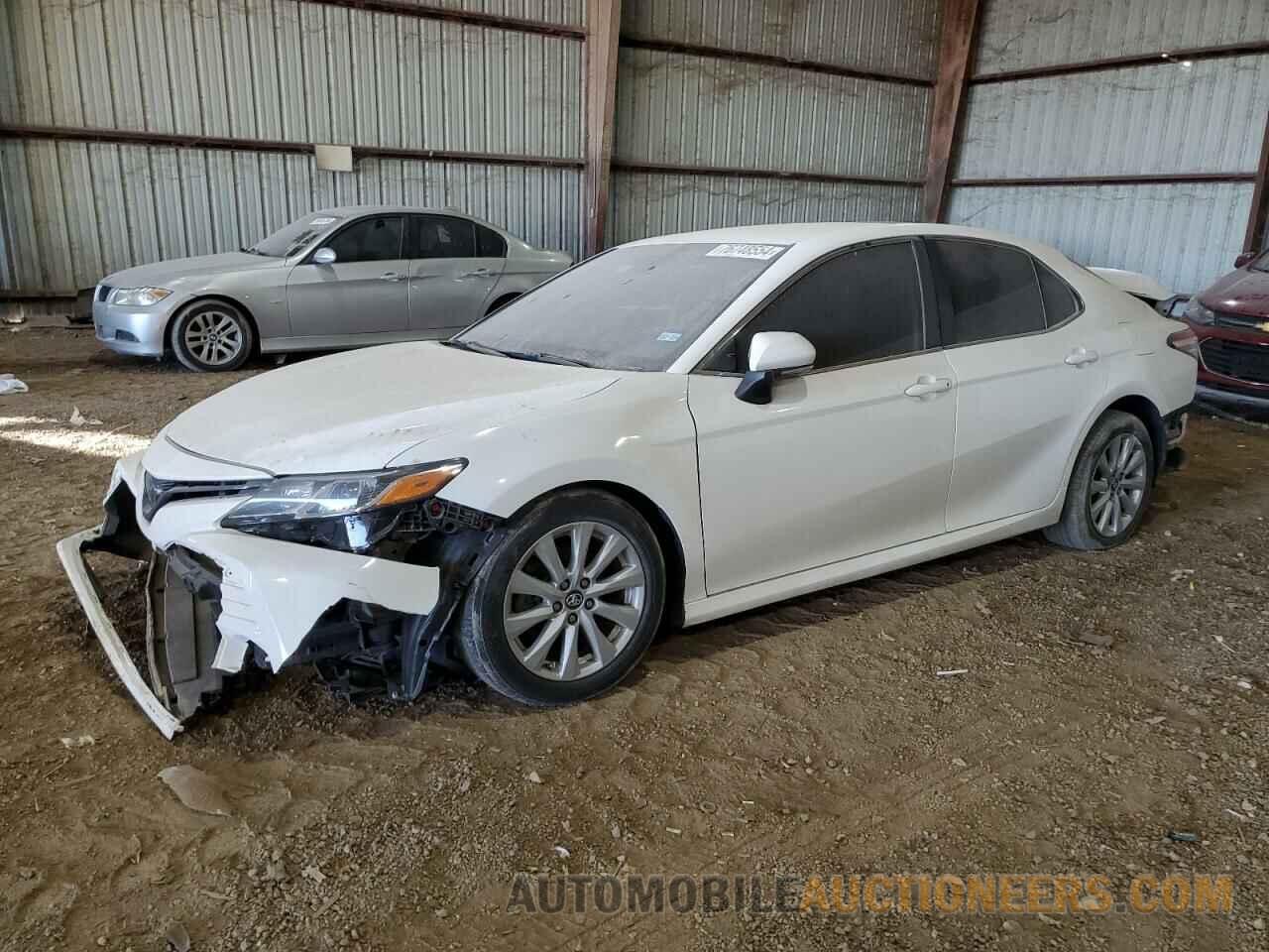 4T1B11HK3KU256366 TOYOTA CAMRY 2019