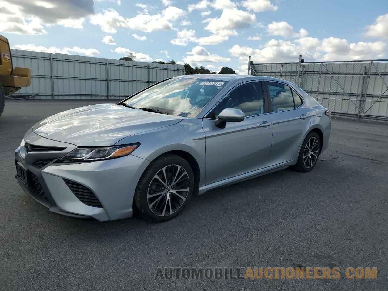 4T1B11HK3KU258702 TOYOTA CAMRY 2019