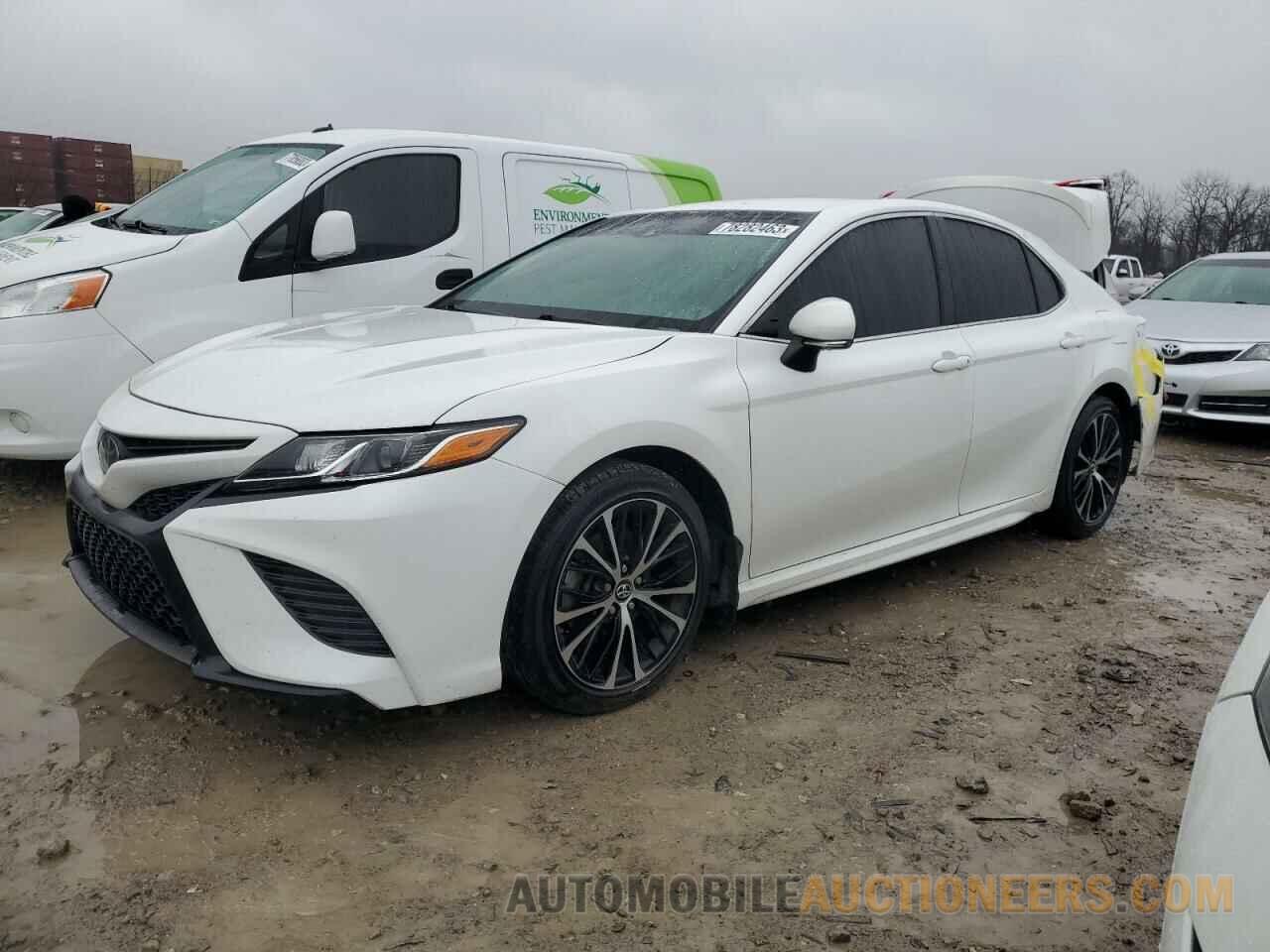 4T1B11HK3KU261308 TOYOTA CAMRY 2019