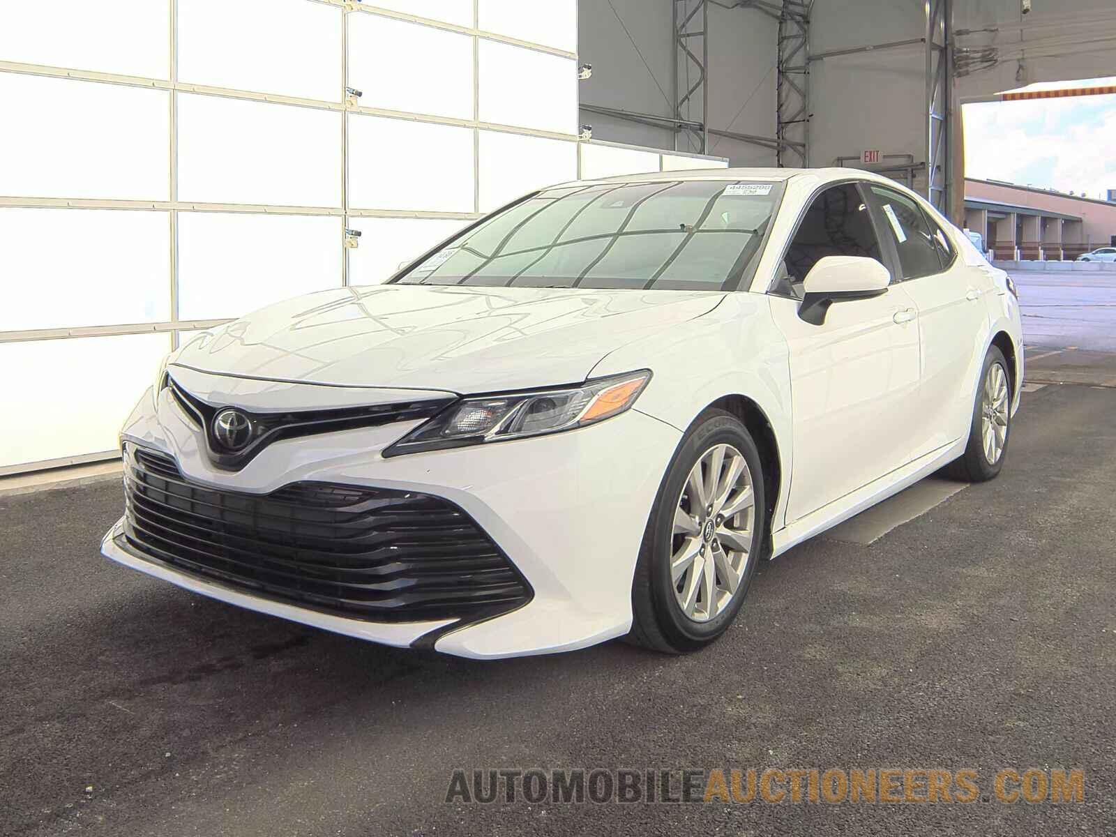 4T1B11HK3KU264337 Toyota Camry 2019