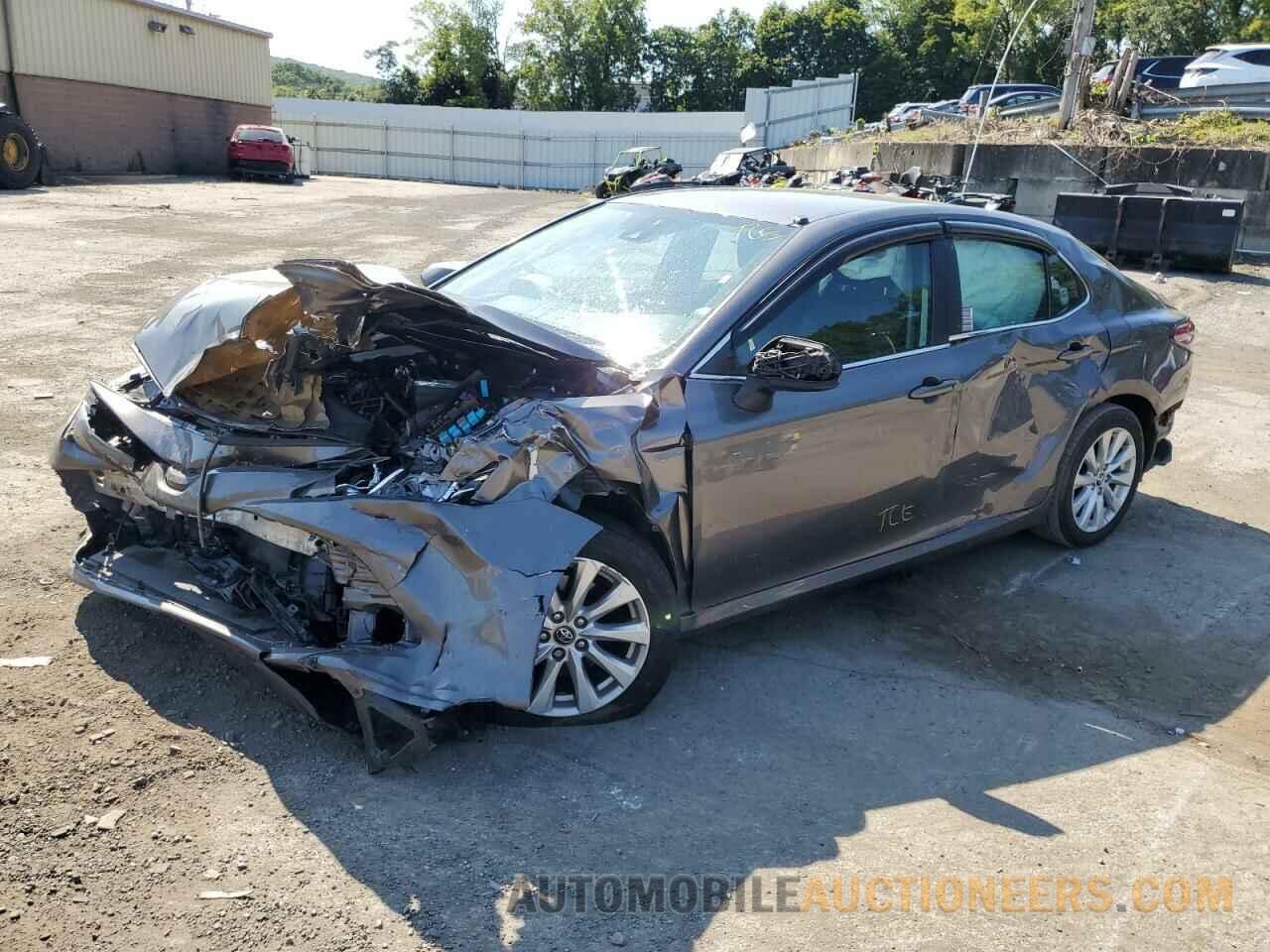 4T1B11HK3KU272521 TOYOTA CAMRY 2019