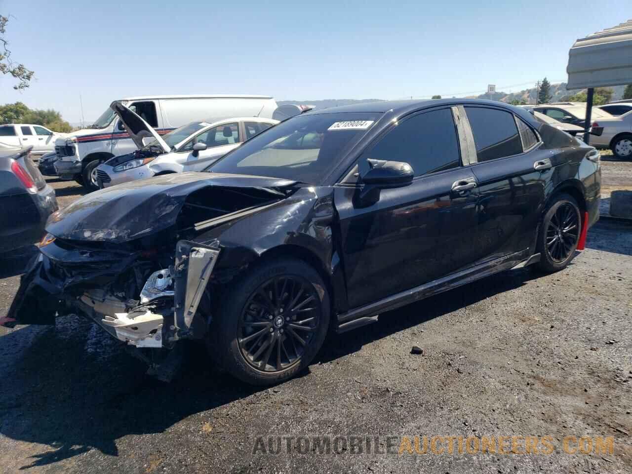 4T1B11HK3KU275628 TOYOTA CAMRY 2019