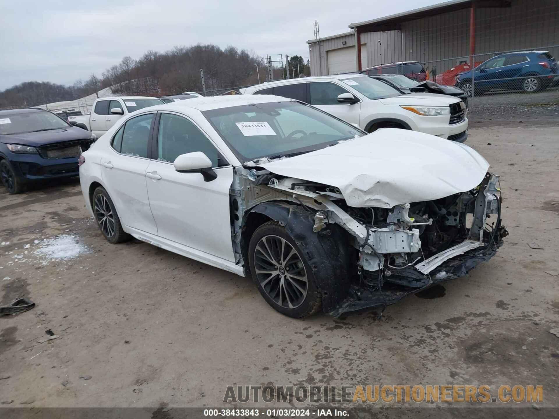 4T1B11HK3KU279663 TOYOTA CAMRY 2019