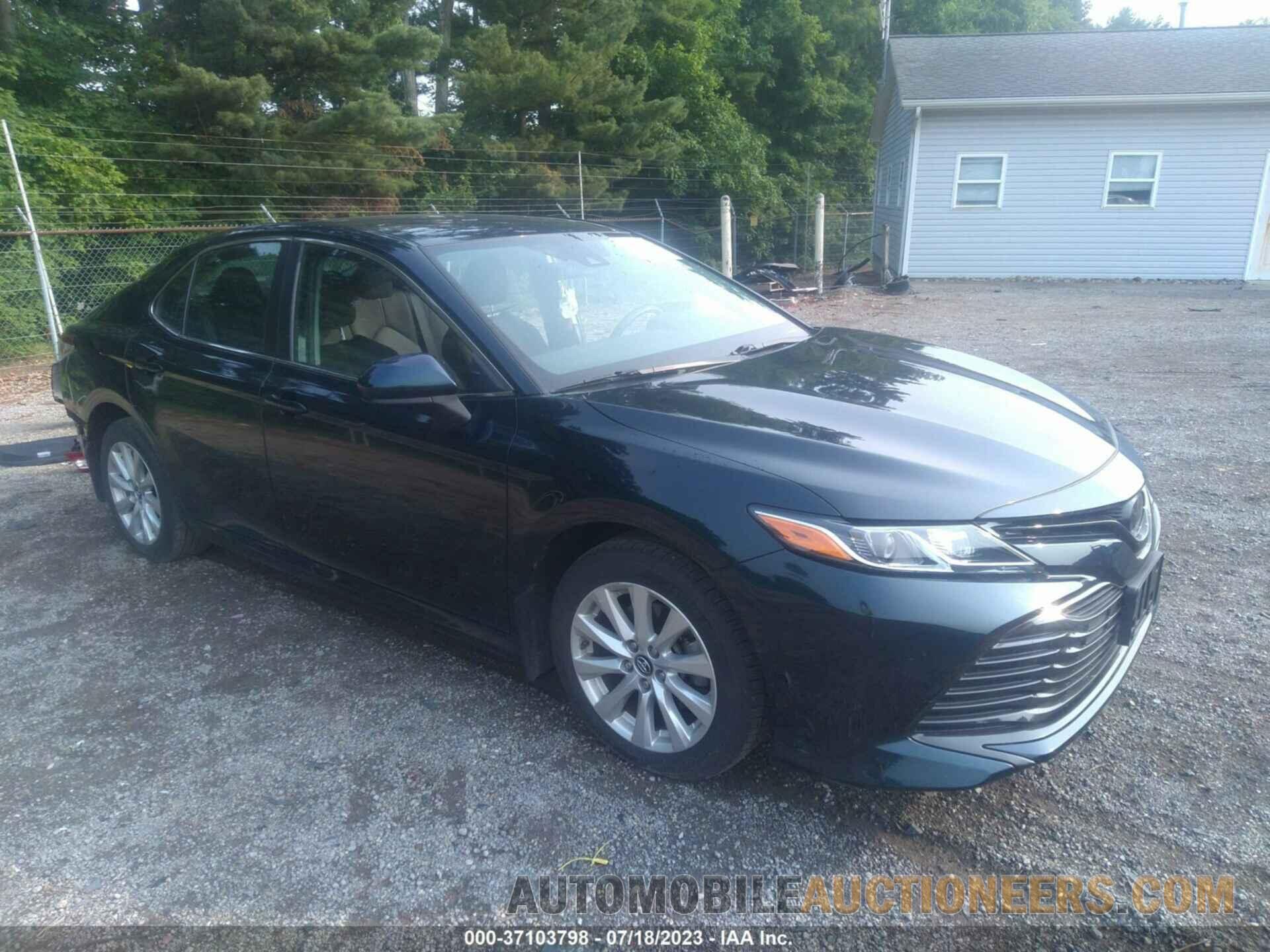 4T1B11HK3KU281736 TOYOTA CAMRY 2019