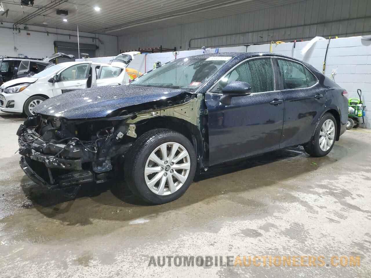 4T1B11HK3KU283146 TOYOTA CAMRY 2019