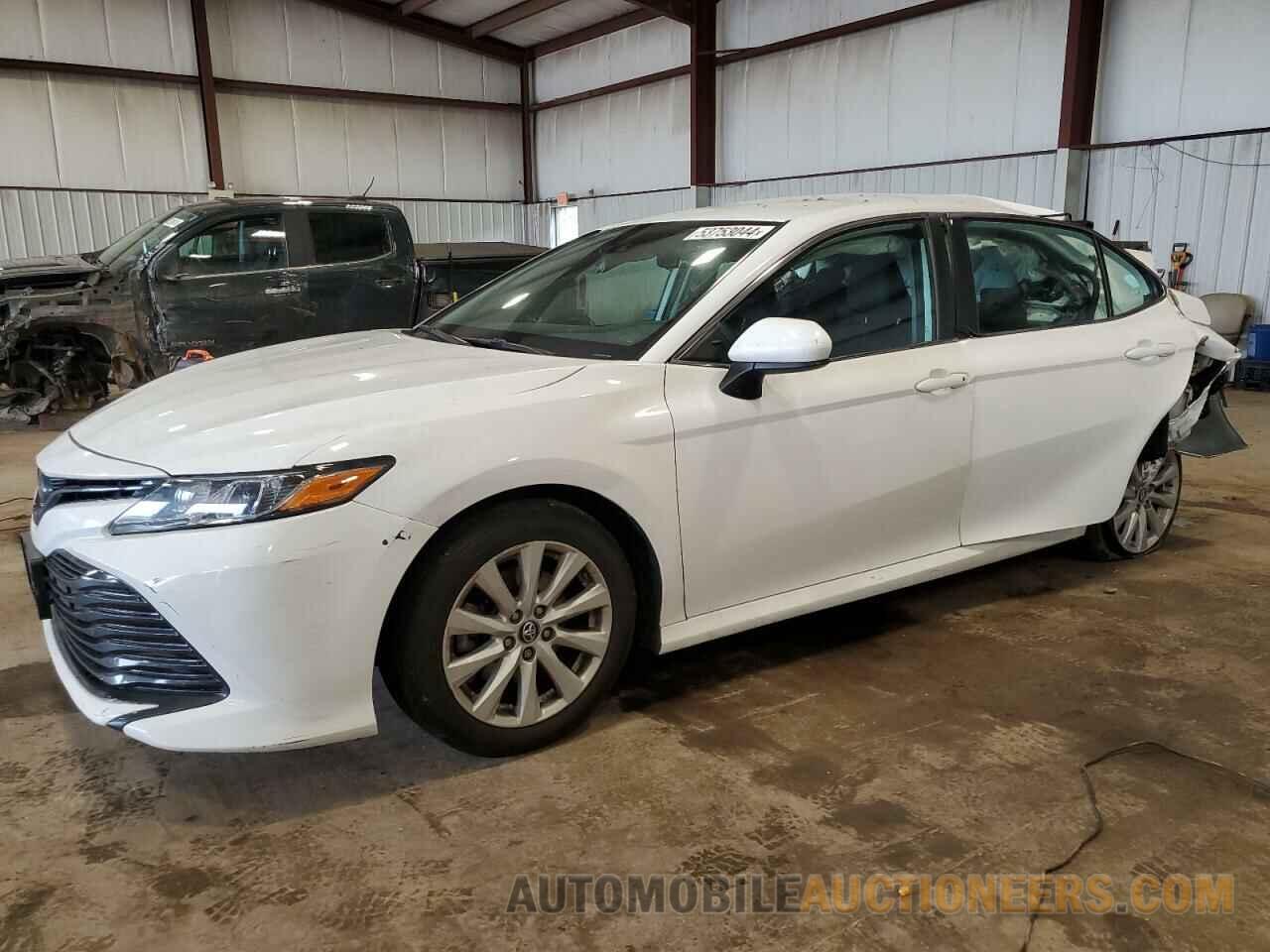 4T1B11HK3KU284071 TOYOTA CAMRY 2019