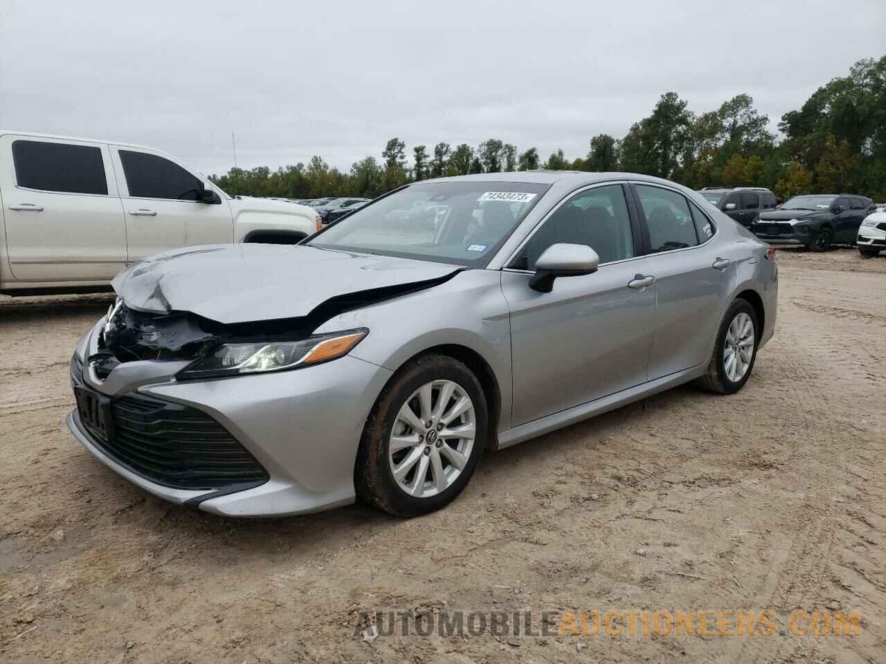 4T1B11HK3KU684230 TOYOTA CAMRY 2019