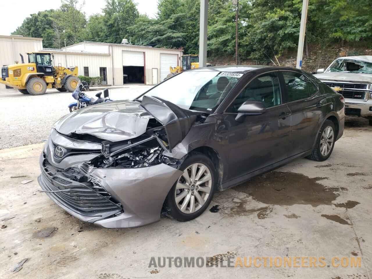 4T1B11HK3KU688018 TOYOTA CAMRY 2019