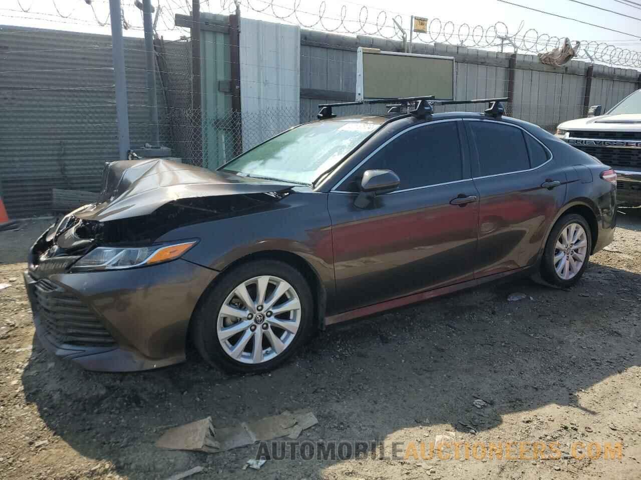 4T1B11HK3KU688570 TOYOTA CAMRY 2019