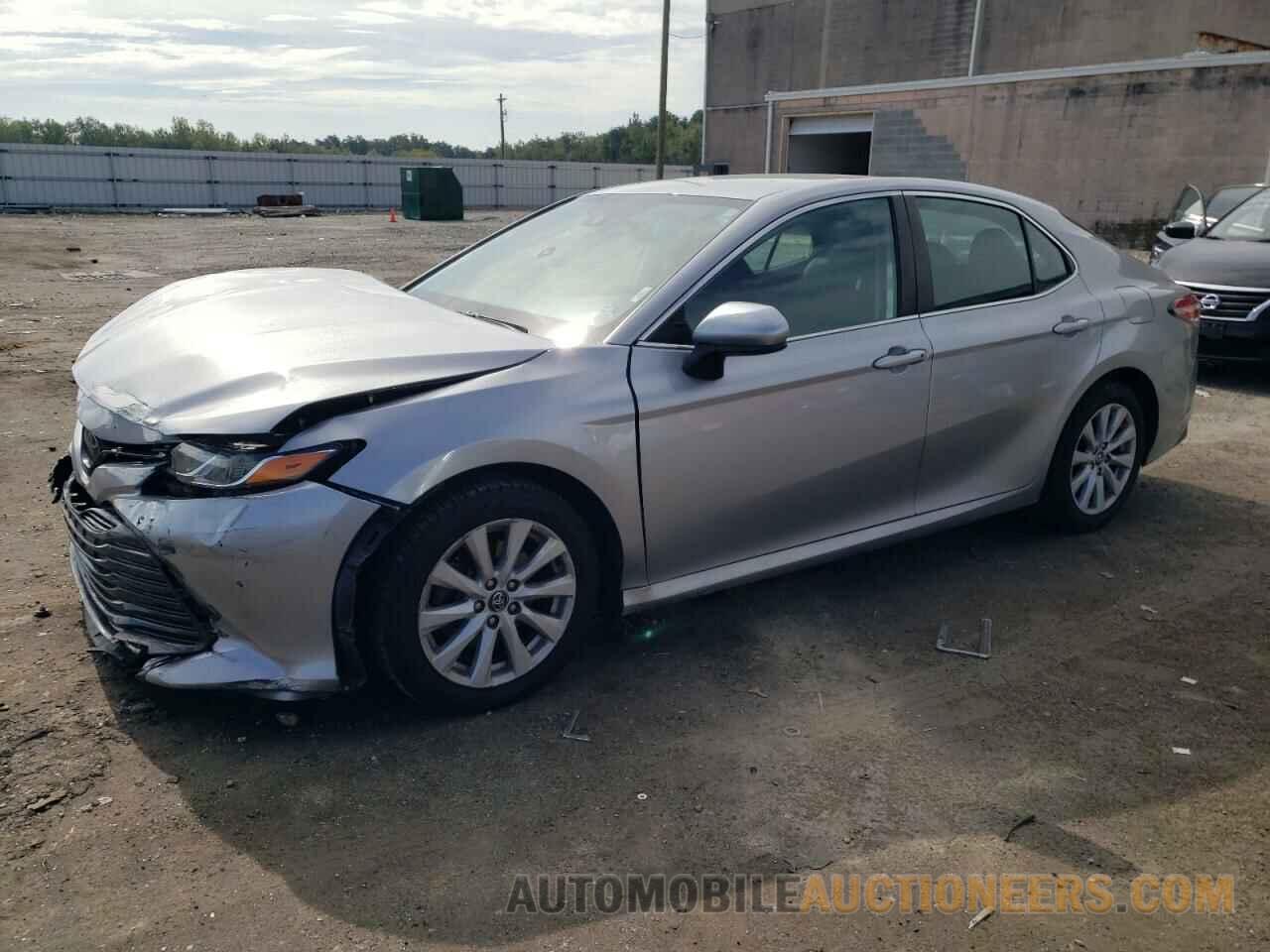 4T1B11HK3KU689914 TOYOTA CAMRY 2019