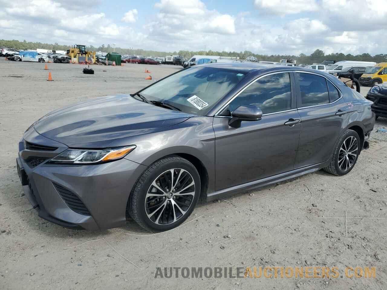 4T1B11HK3KU694823 TOYOTA CAMRY 2019