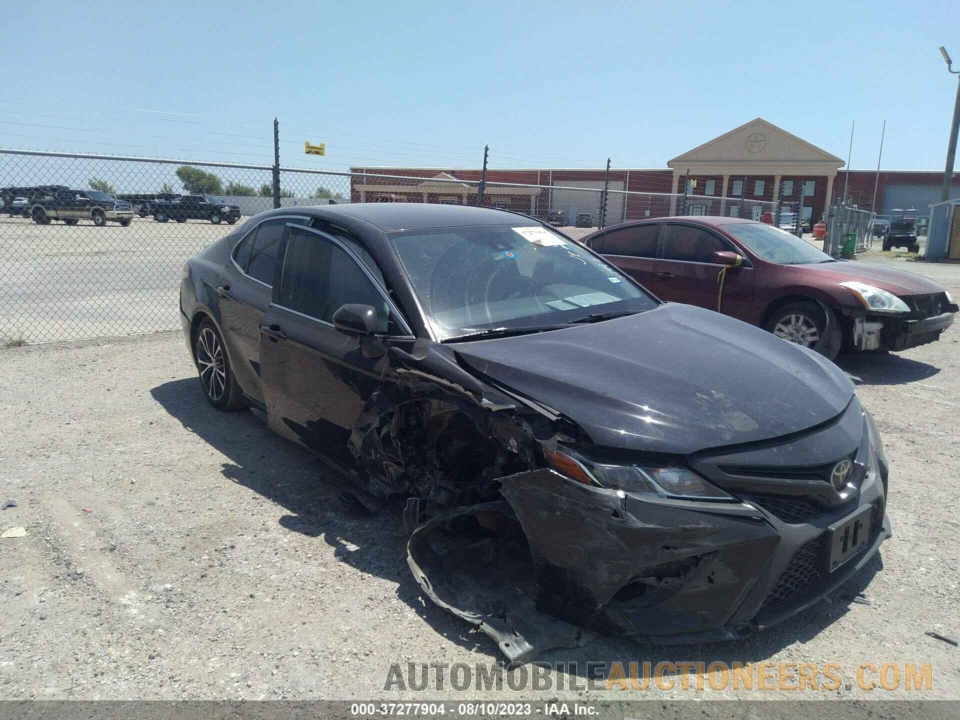 4T1B11HK3KU694997 TOYOTA CAMRY 2019