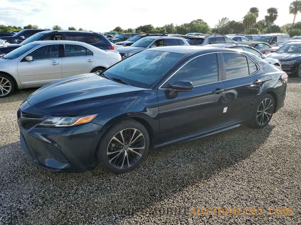 4T1B11HK3KU695177 TOYOTA CAMRY 2019