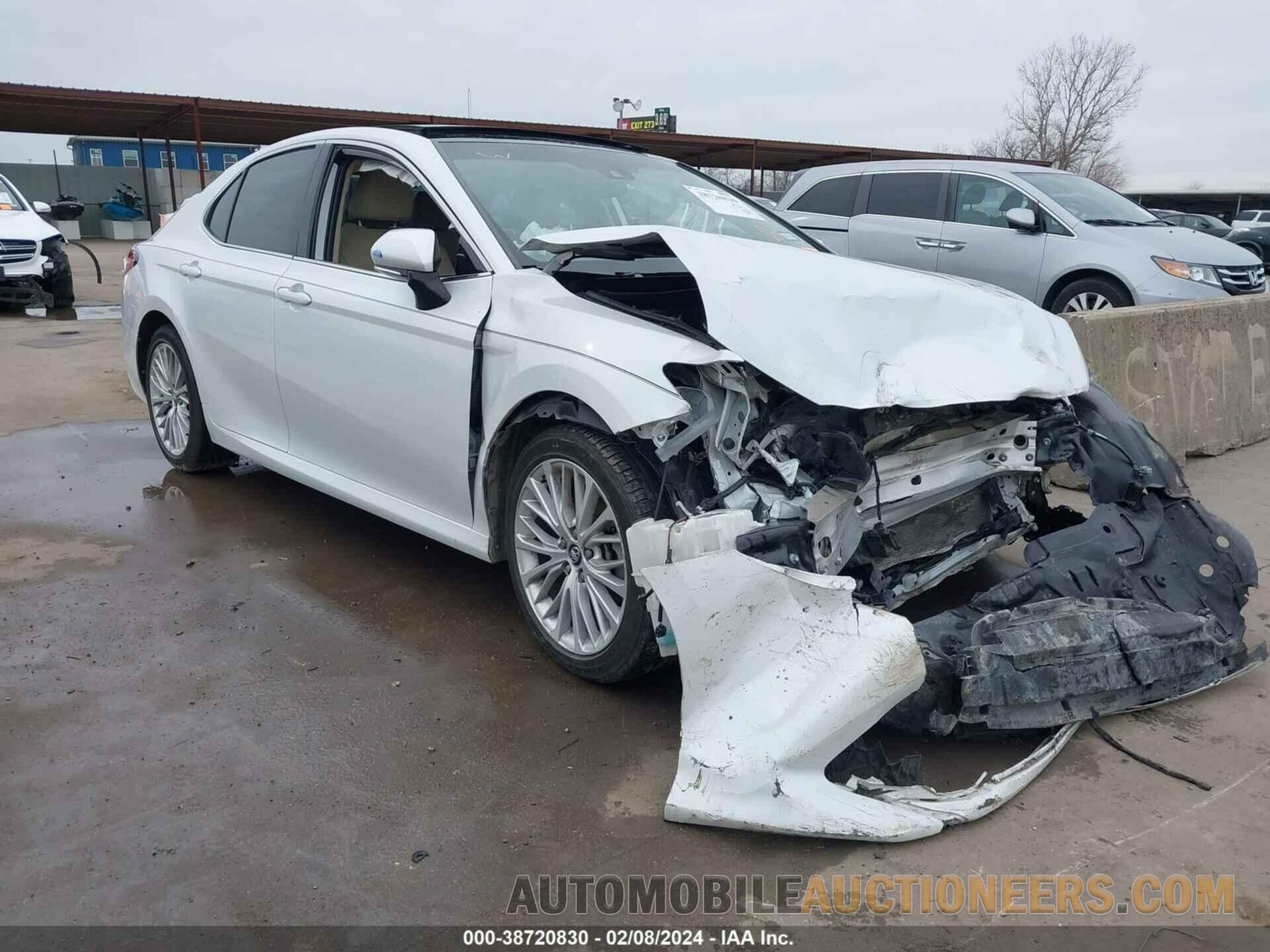 4T1B11HK3KU698662 TOYOTA CAMRY 2019