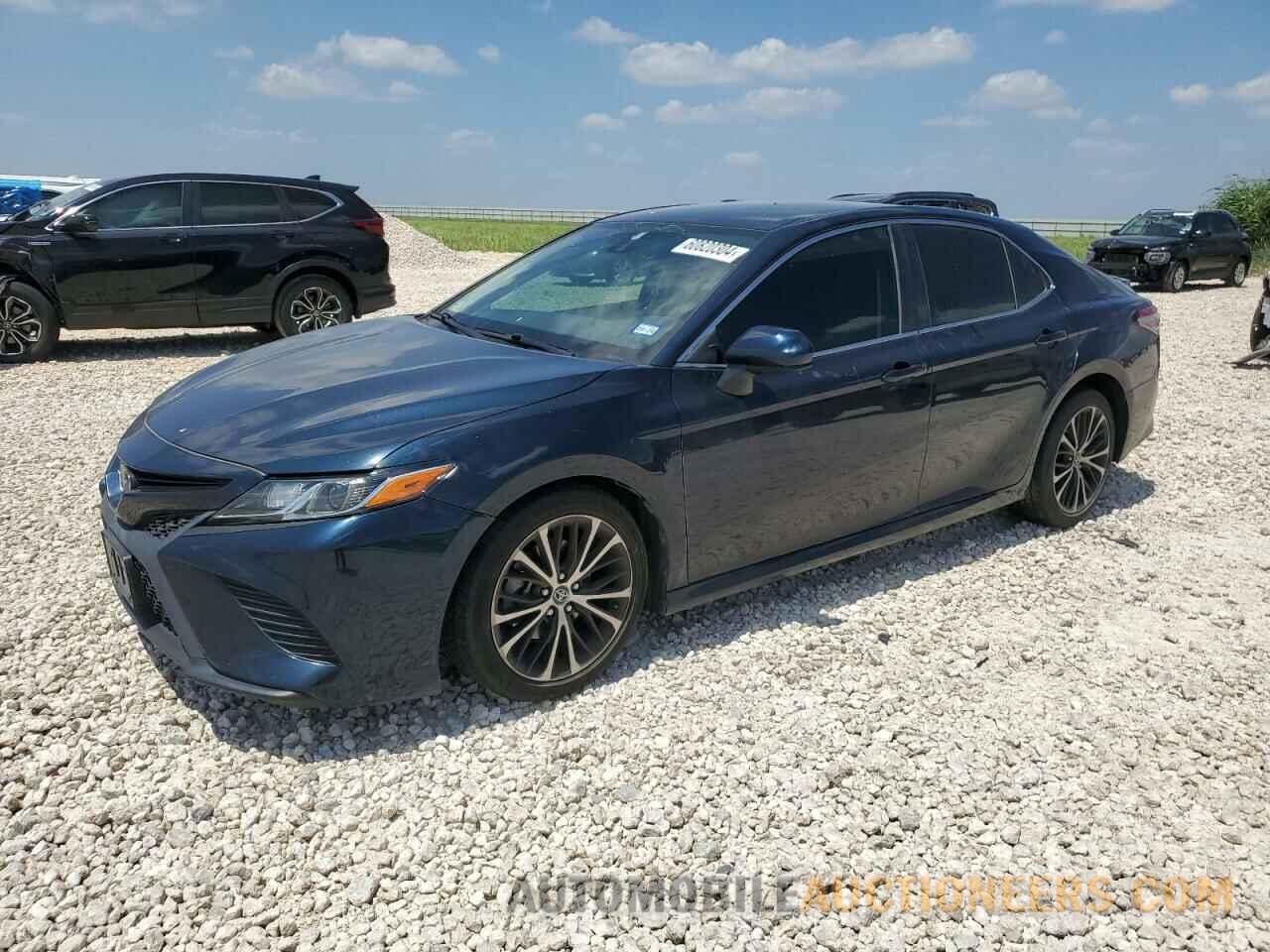 4T1B11HK3KU700801 TOYOTA CAMRY 2019