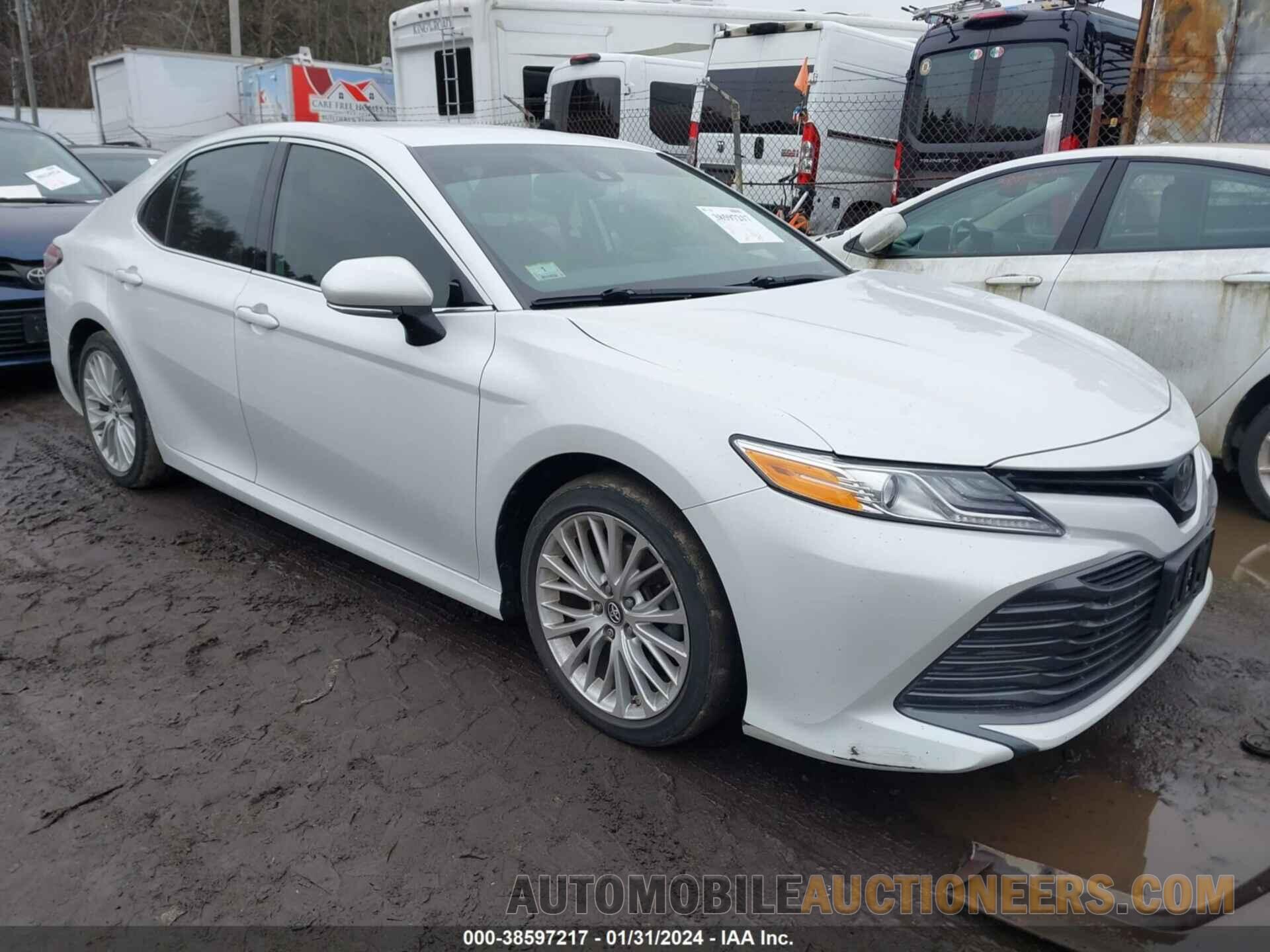 4T1B11HK3KU703178 TOYOTA CAMRY 2019