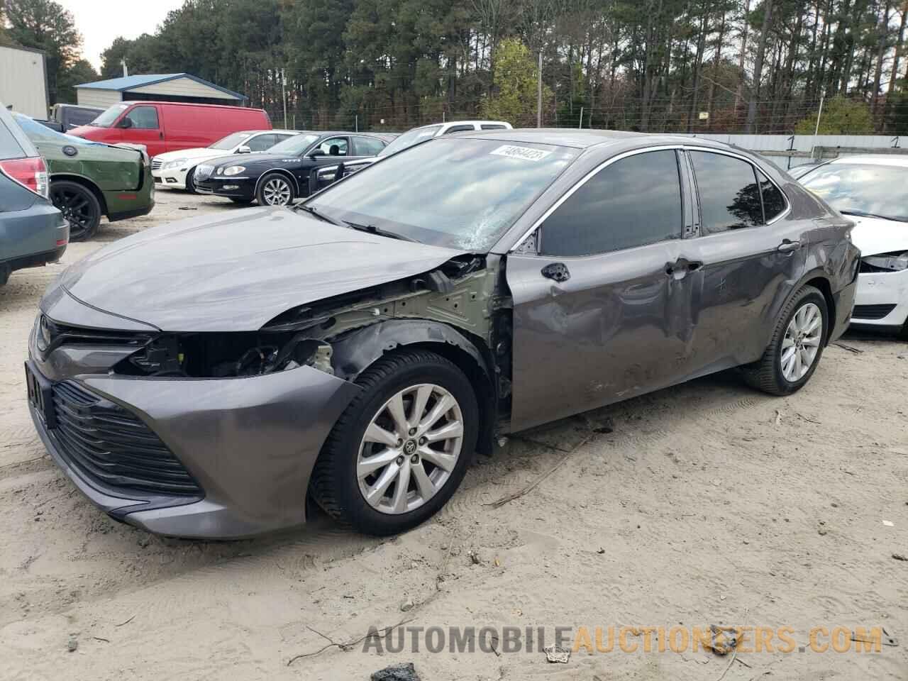 4T1B11HK3KU706212 TOYOTA CAMRY 2019