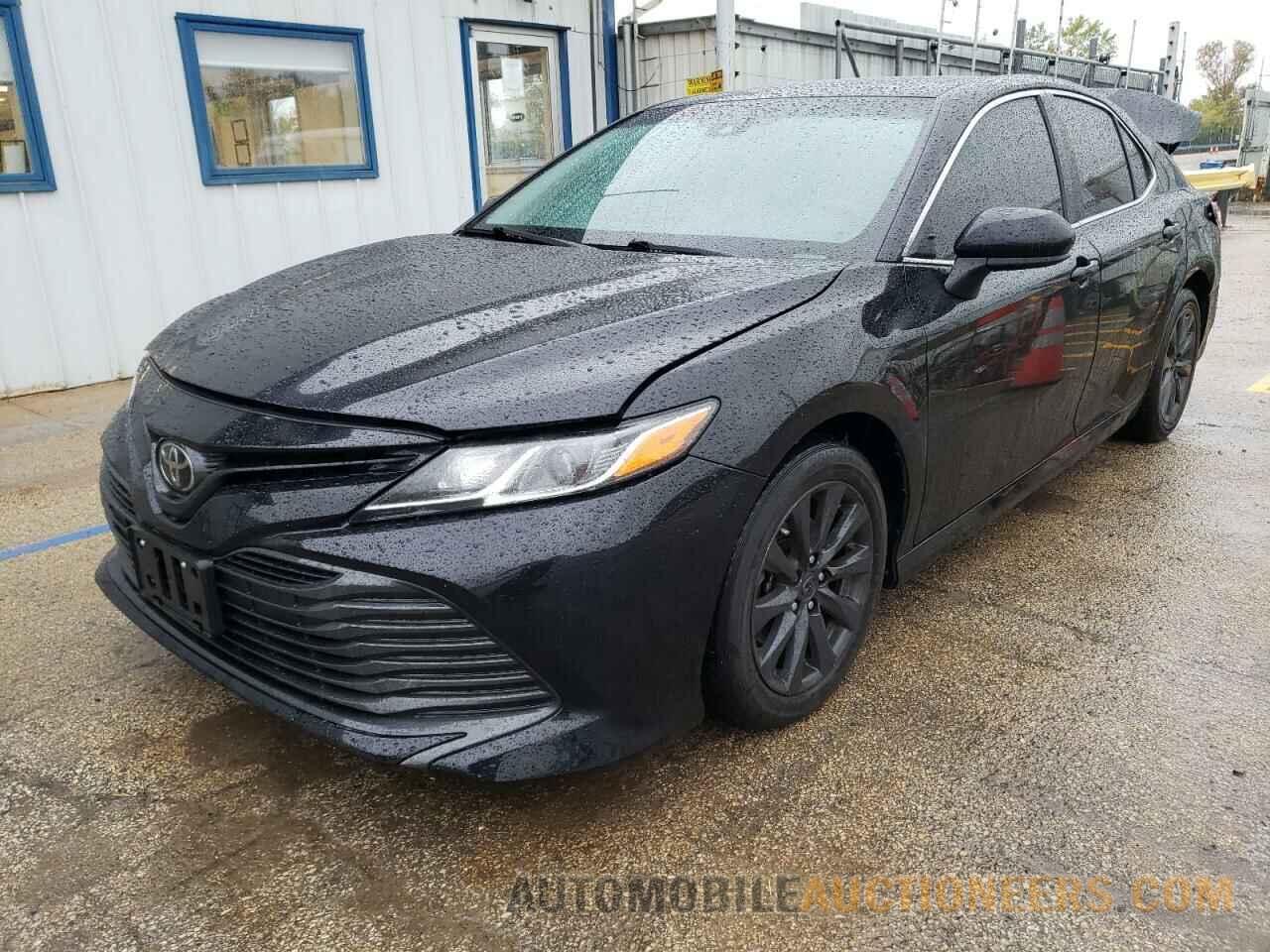 4T1B11HK3KU713323 TOYOTA CAMRY 2019