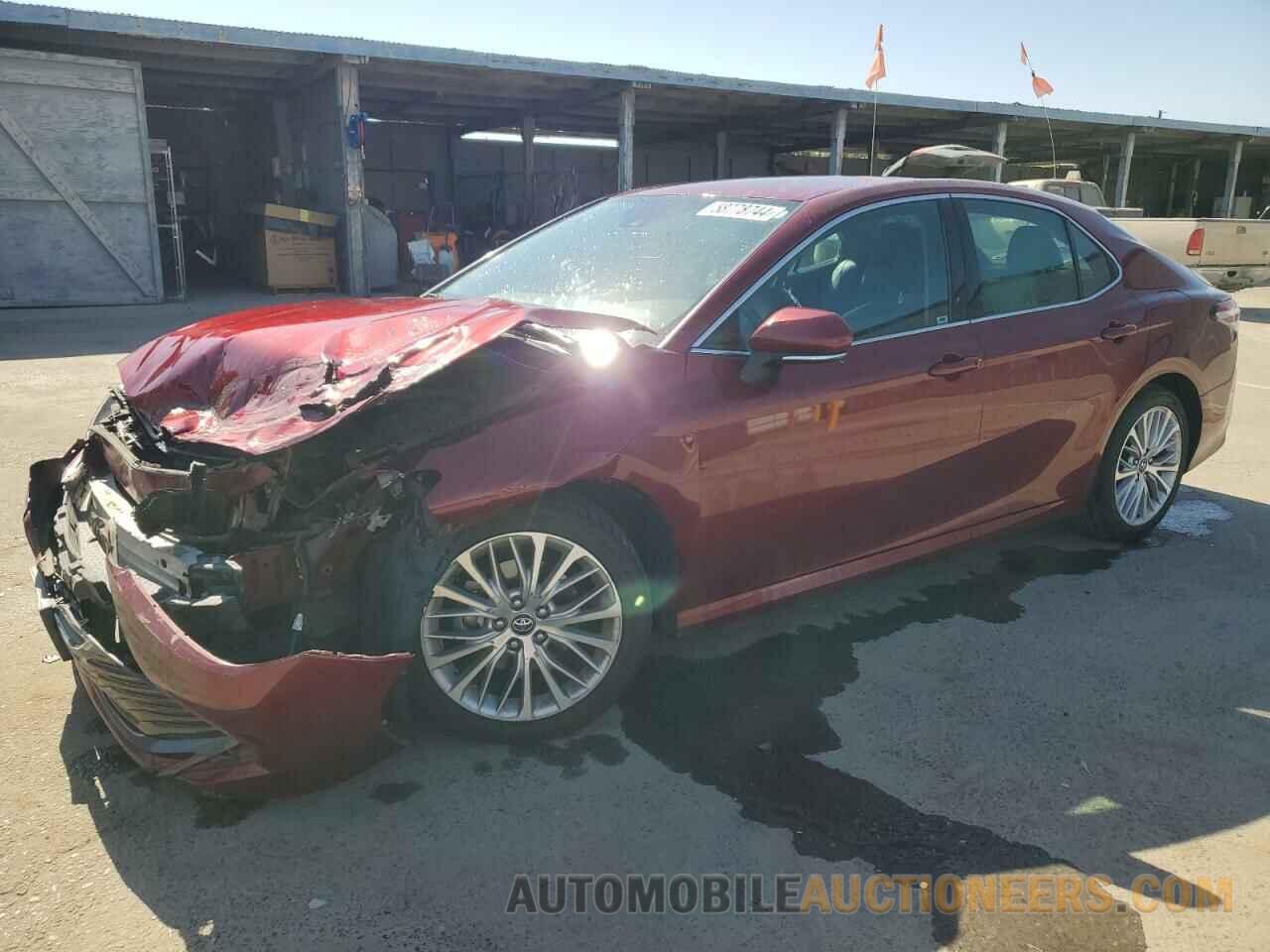 4T1B11HK3KU724337 TOYOTA CAMRY 2019