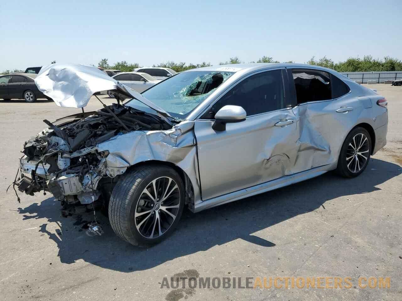 4T1B11HK3KU726959 TOYOTA CAMRY 2019