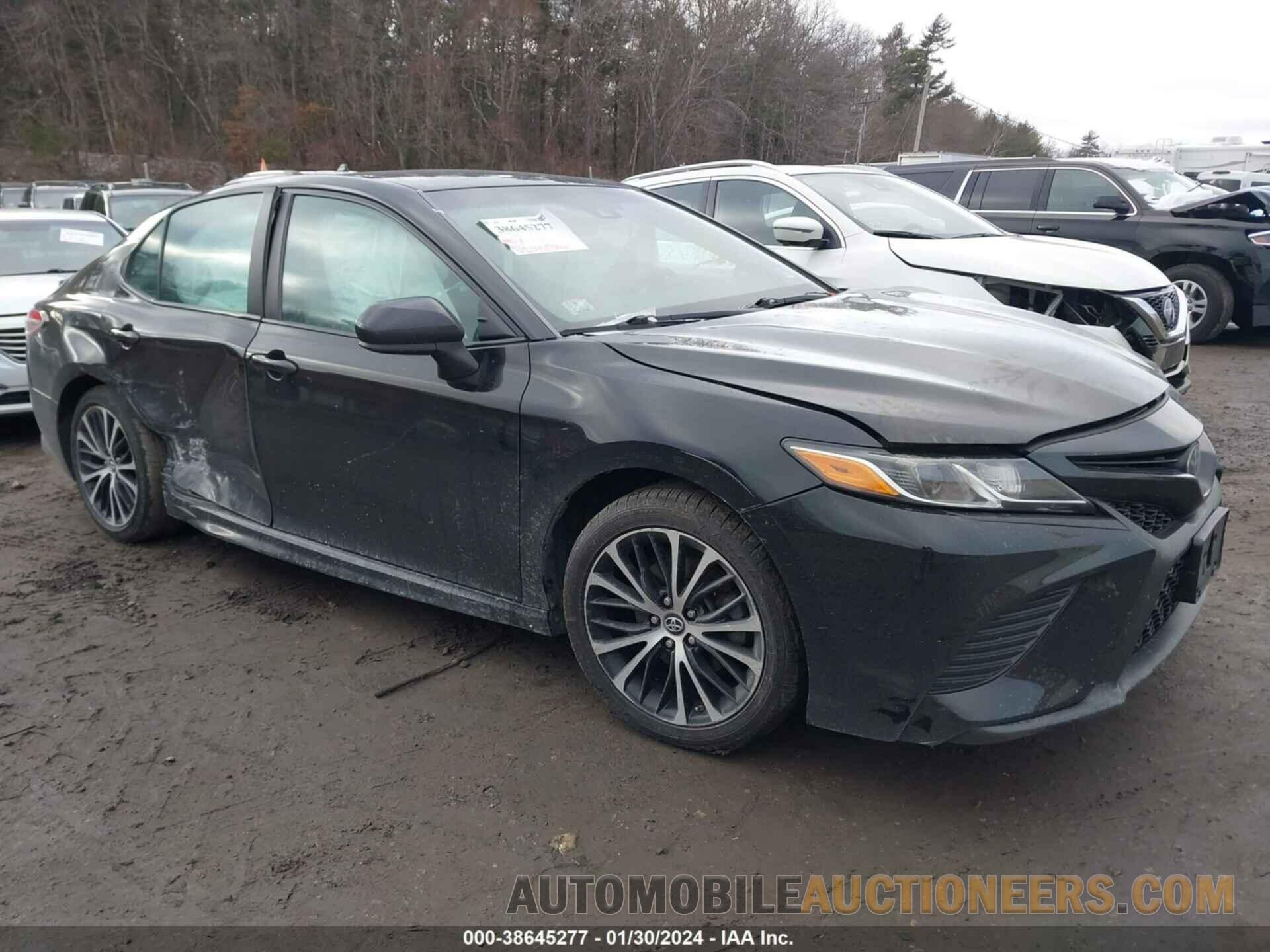 4T1B11HK3KU729585 TOYOTA CAMRY 2019