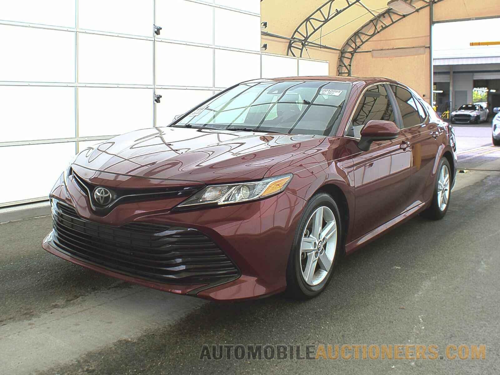 4T1B11HK3KU731160 Toyota Camry 2019