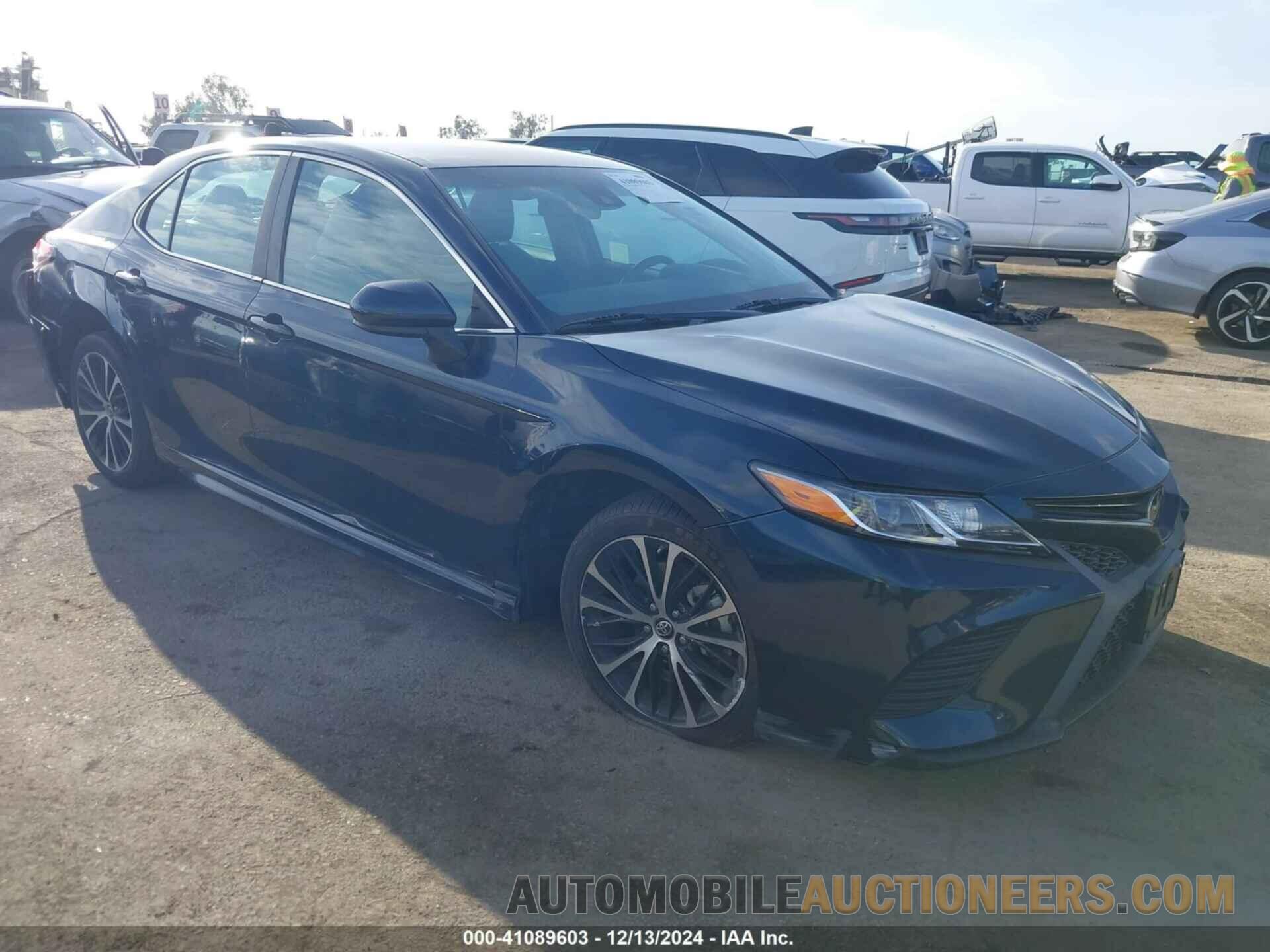 4T1B11HK3KU735824 TOYOTA CAMRY 2019