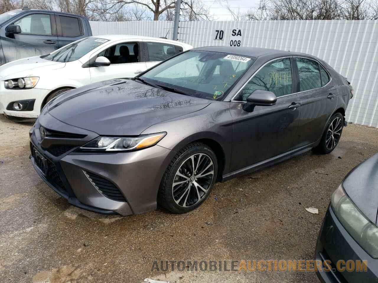 4T1B11HK3KU741817 TOYOTA CAMRY 2019