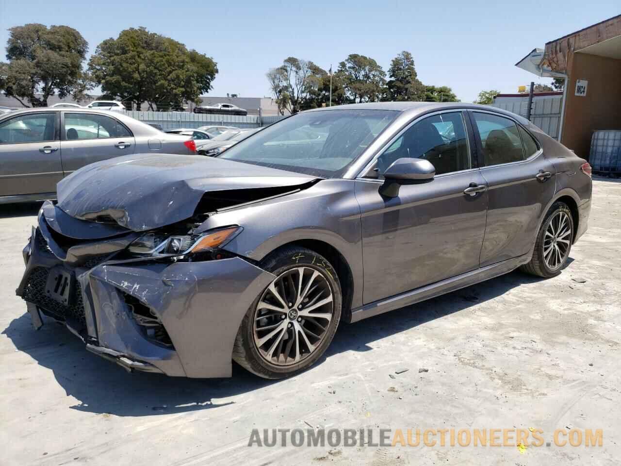 4T1B11HK3KU745284 TOYOTA CAMRY 2019