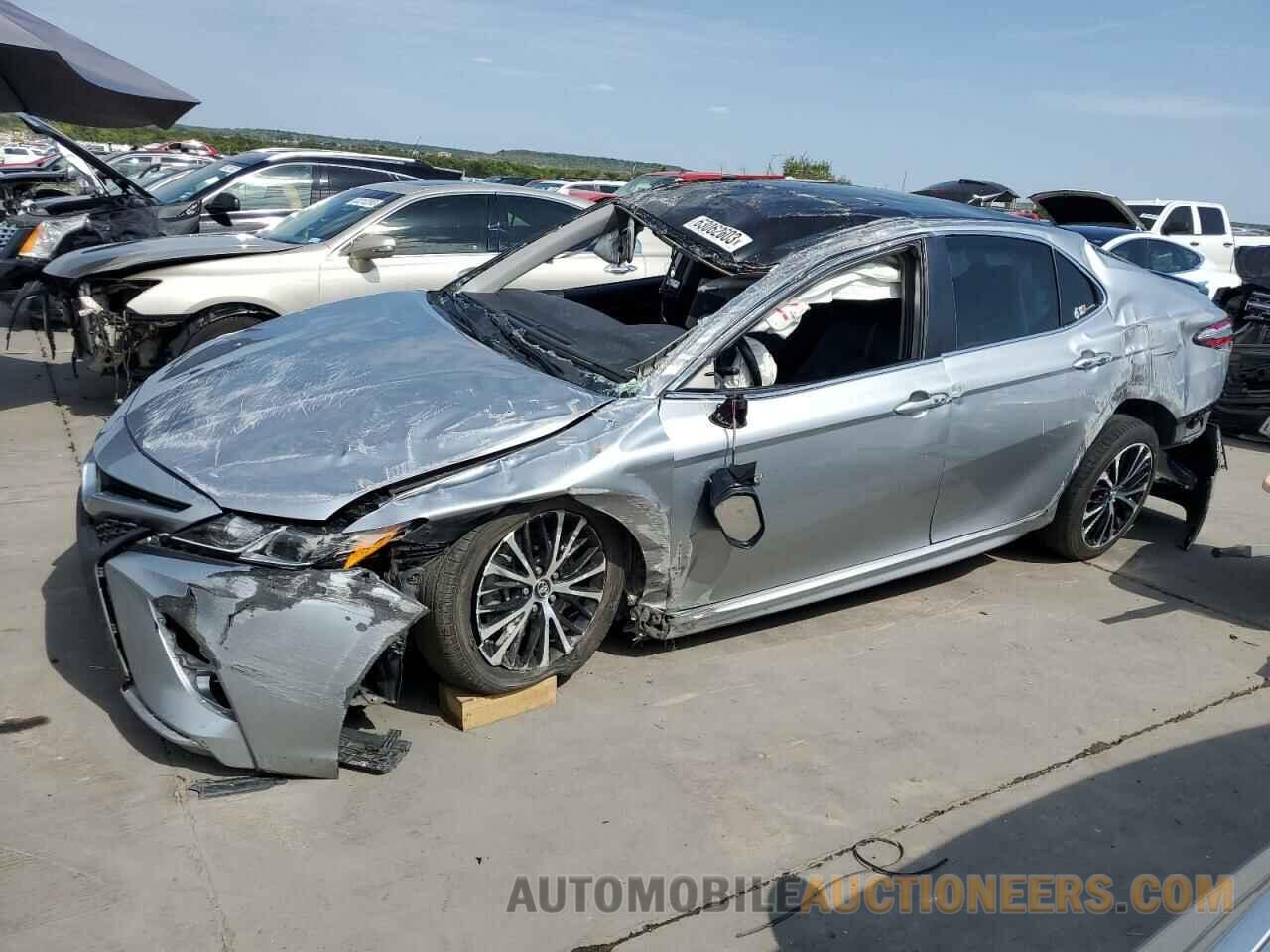 4T1B11HK3KU755233 TOYOTA CAMRY 2019