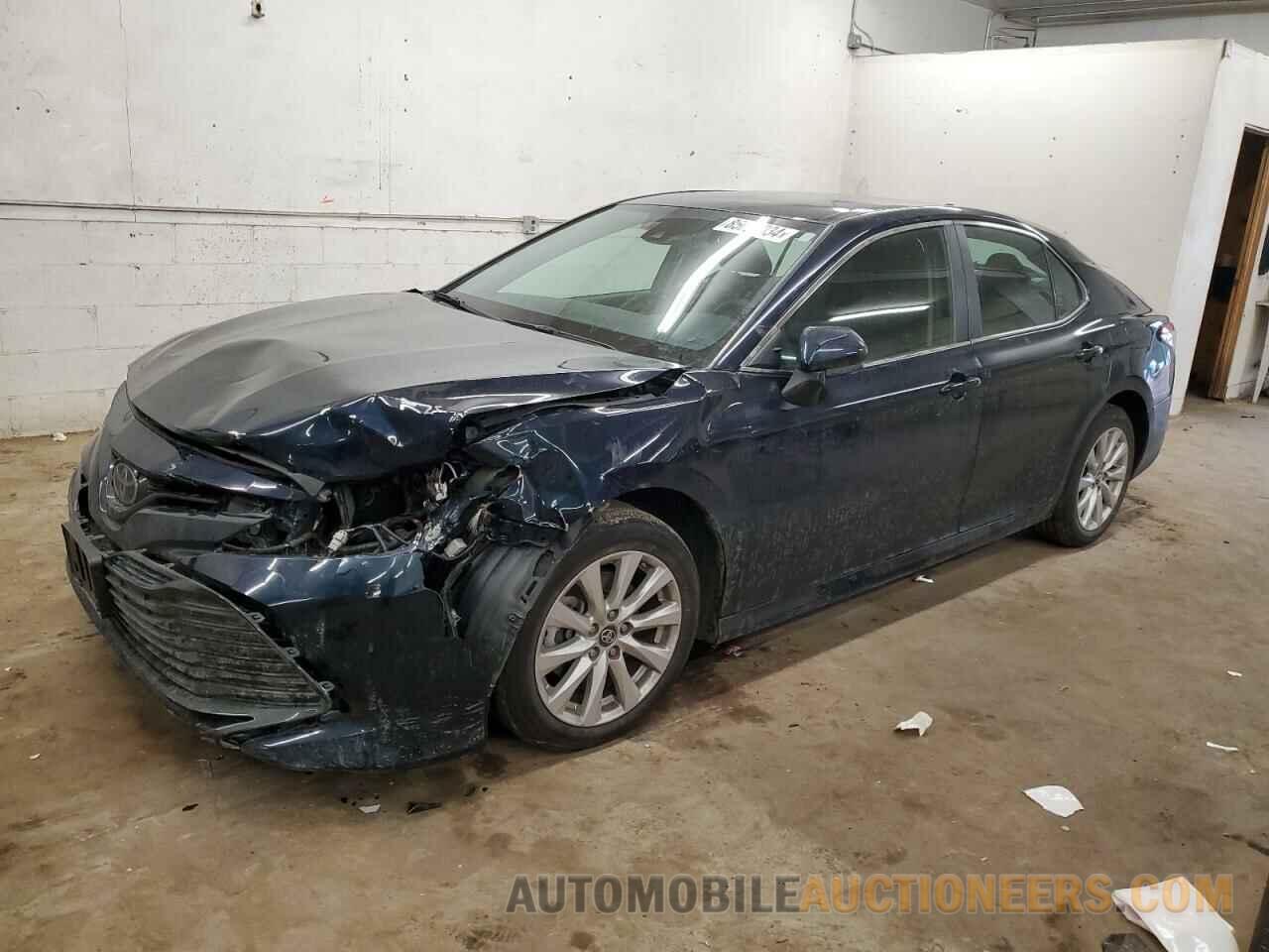 4T1B11HK3KU757144 TOYOTA CAMRY 2019