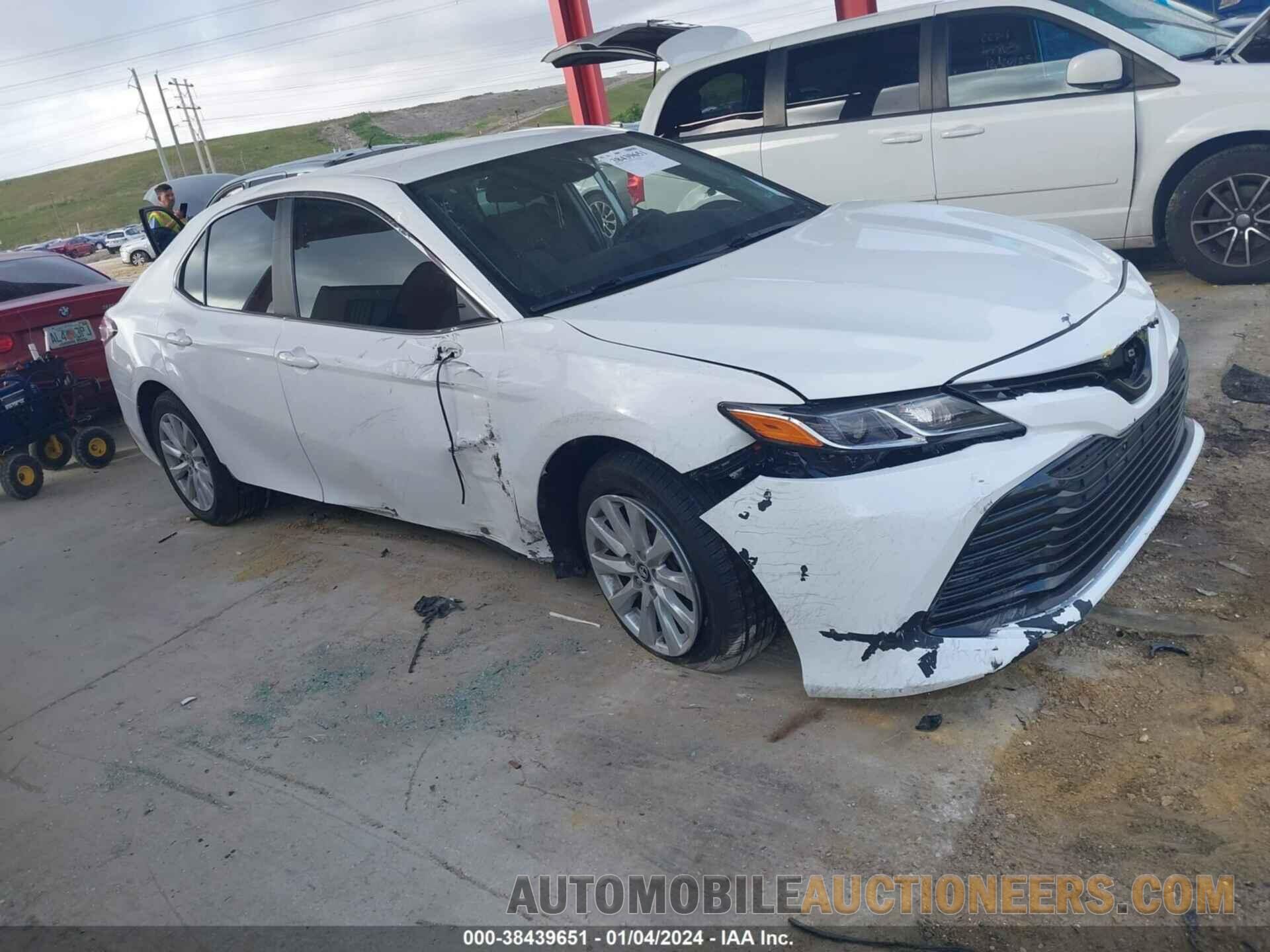 4T1B11HK3KU763302 TOYOTA CAMRY 2019