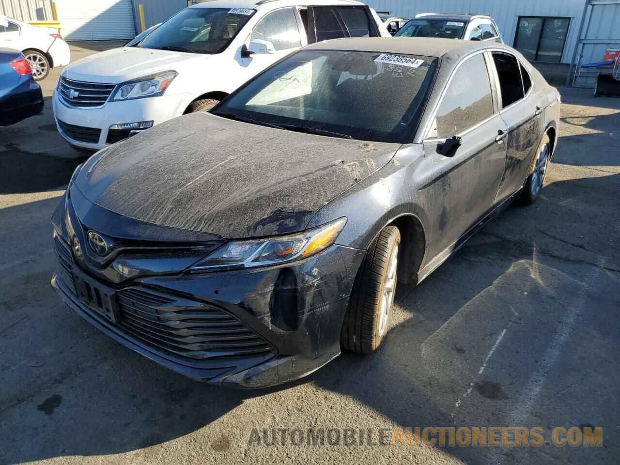 4T1B11HK3KU768306 TOYOTA CAMRY 2019