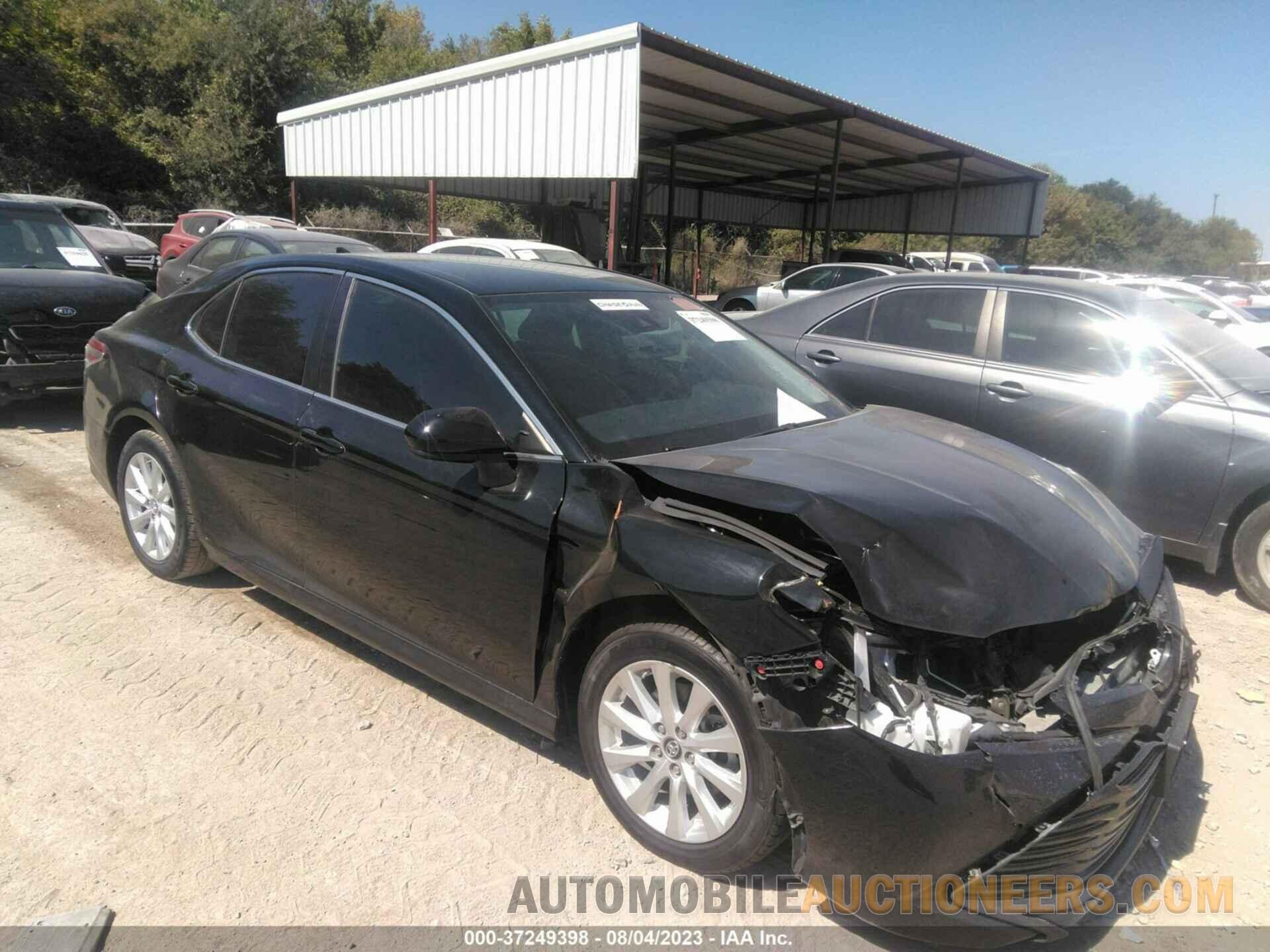 4T1B11HK3KU768368 TOYOTA CAMRY 2019