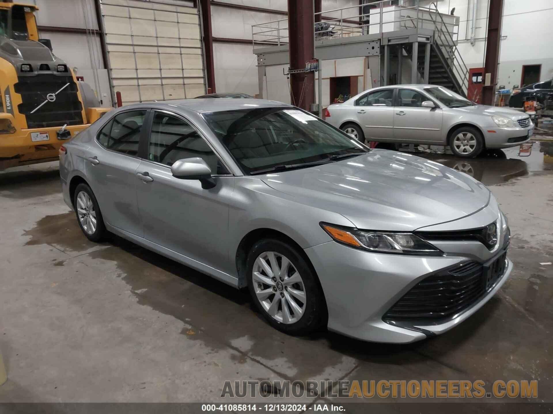 4T1B11HK3KU771268 TOYOTA CAMRY 2019